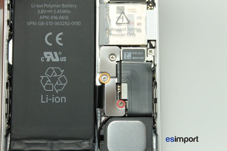 Démontage de l’ensemble écran sur un iPhone 5