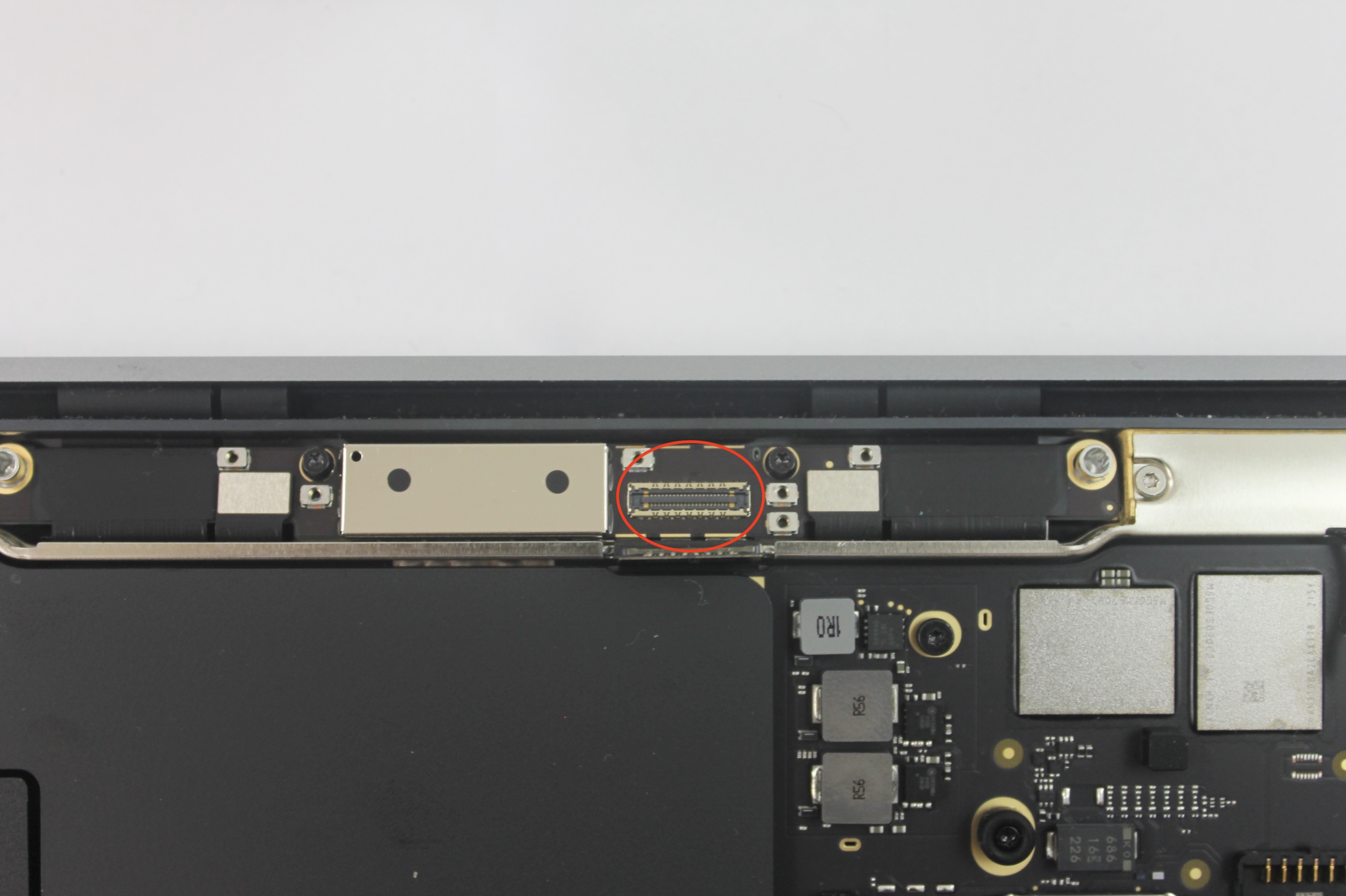 Changer écran A2337