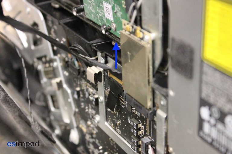 Remplacement du lecteur optique par SSD sur iMac 21,5″ A1311 mi 2010