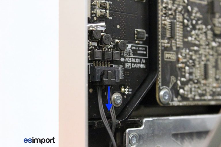 Remplacement du lecteur optique par SSD sur iMac 21,5″ A1311 mi 2010