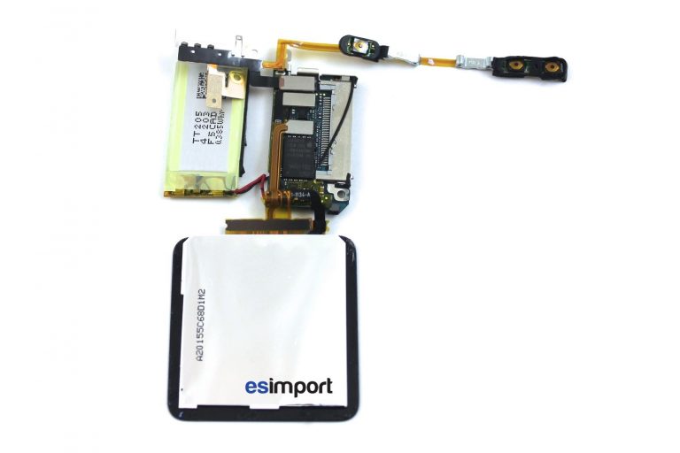 Changement de la nappe Jack-on/off-volume sur un iPod Nano 6