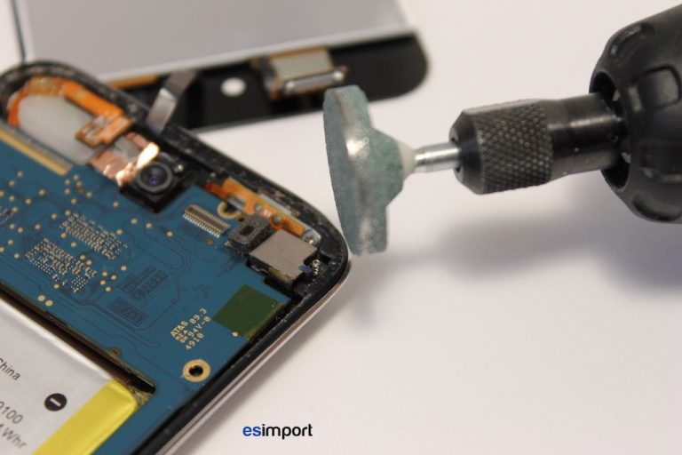 Changement de l’ensemble écran sur un iPod touch 4