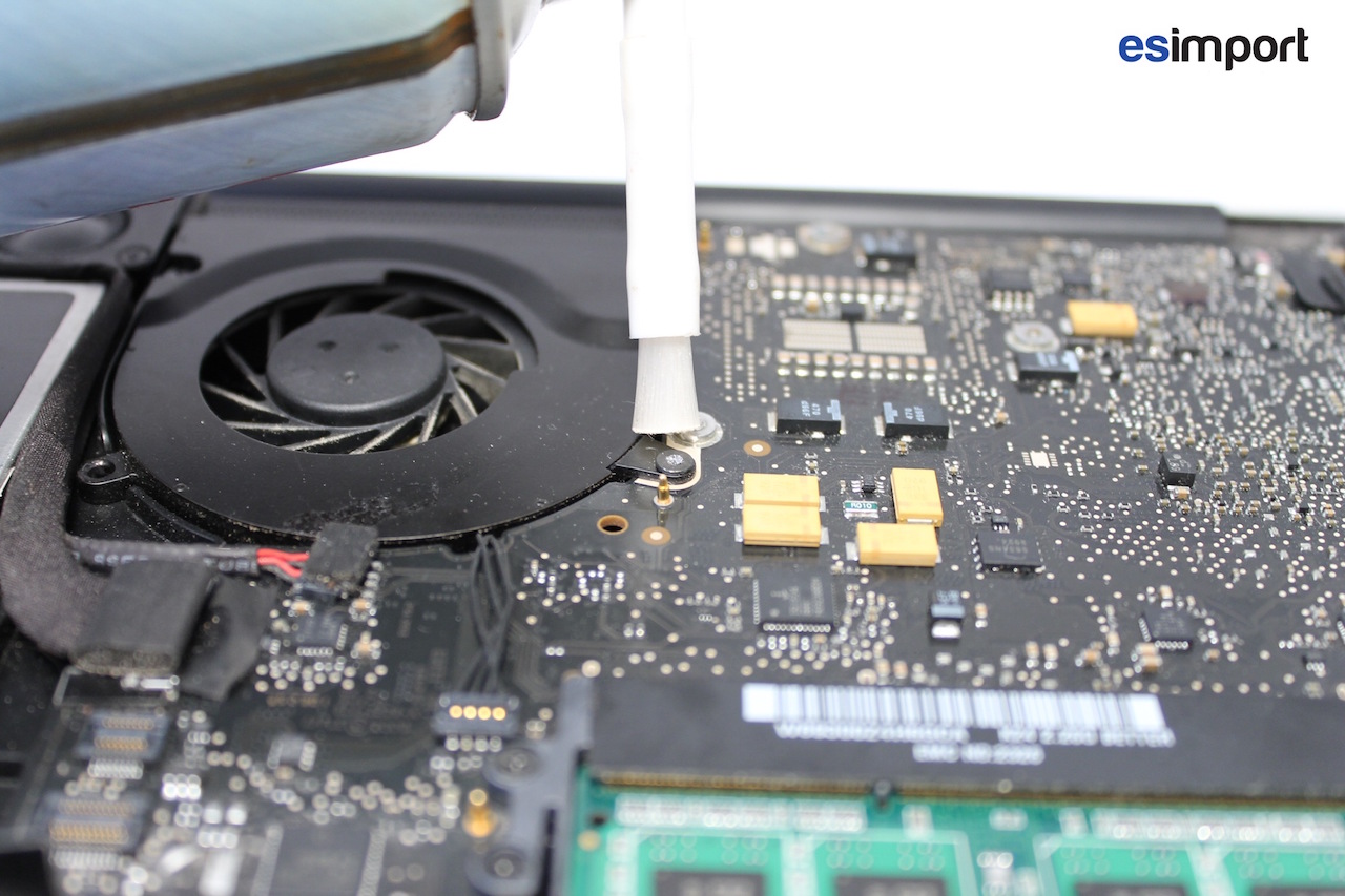 vis carte-mère MacBook