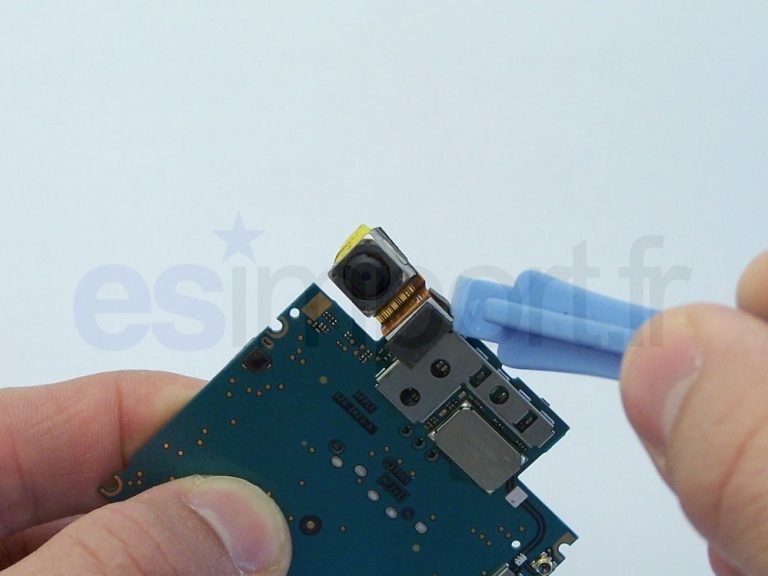 Changement du module photo sur un iPhone 3GS