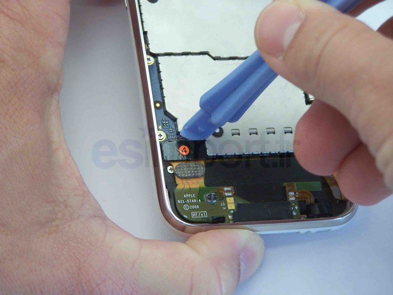 Changement de la batterie sur un iPhone 3GS