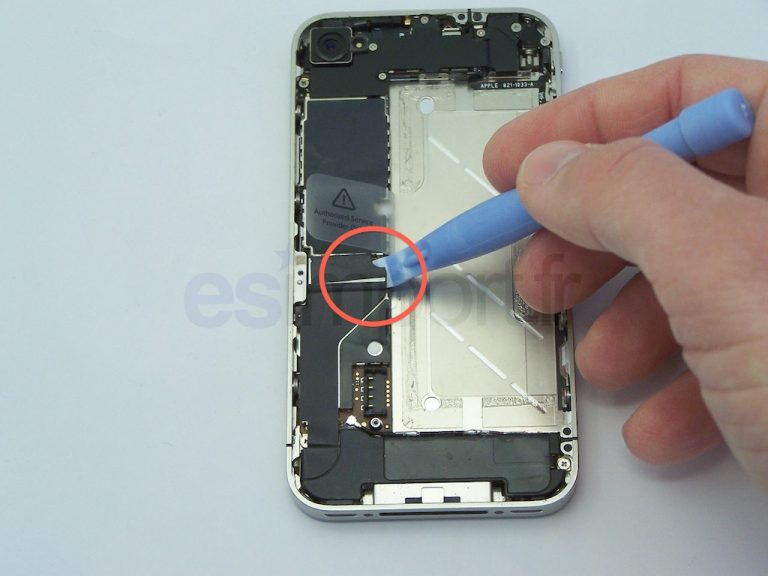 Changement de la carte-mère sur un iPhone 4