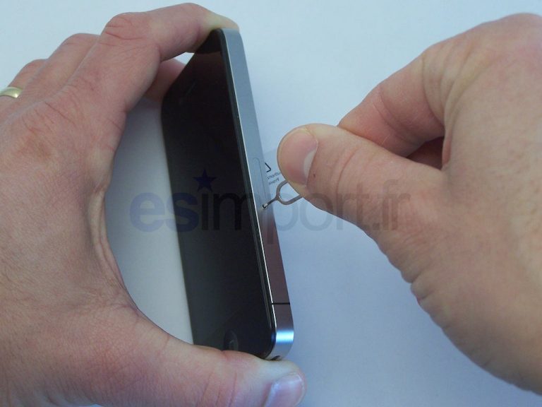 Changement de la carte-mère sur un iPhone 4