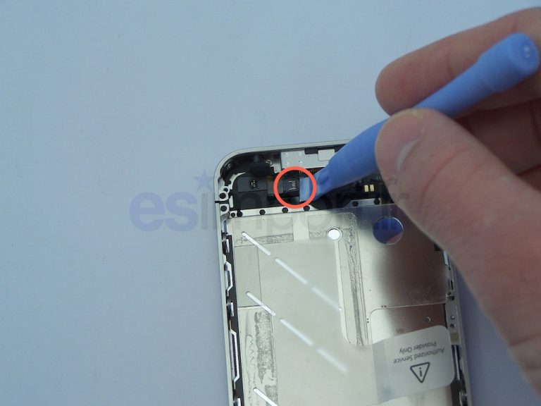 Changement du dock connecteur sur un iPhone 4