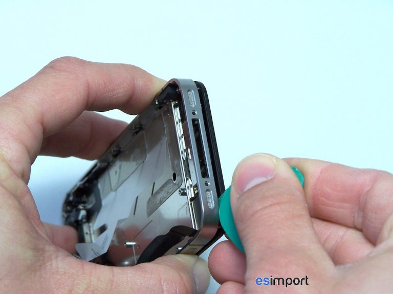 Changement de l’ensemble écran sur un iPhone 4S