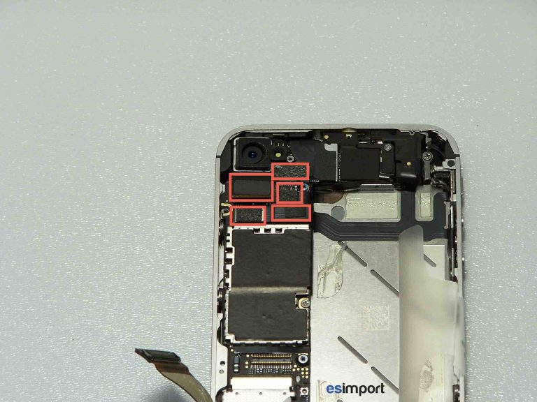 Remplacement de la carte-mère sur un iPhone 4S