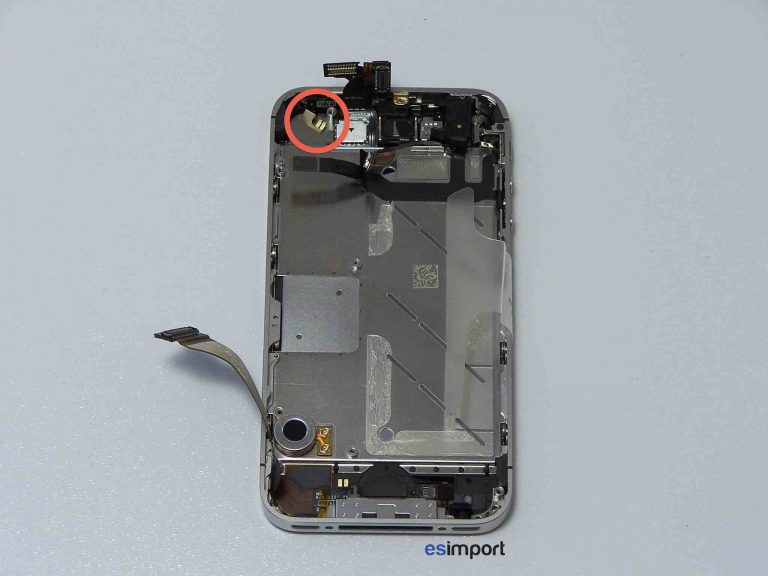 Remplacement de la carte-mère sur un iPhone 4S