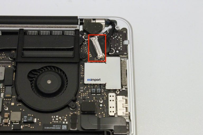 Changement écran macbook A1425