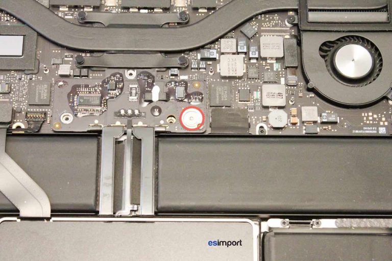 Changement écran macbook A1425