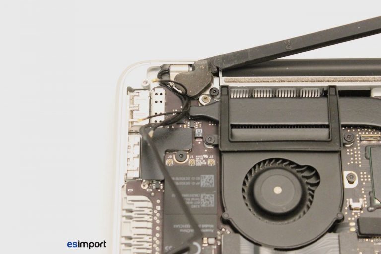 Changement écran macbook A1425