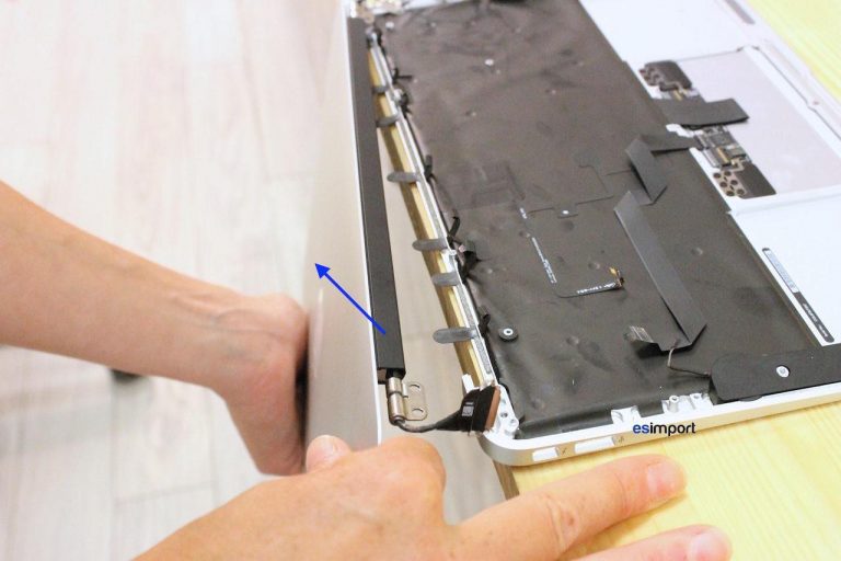 Changement de l’ensemble-écran sur MacBook air 11″ A1465