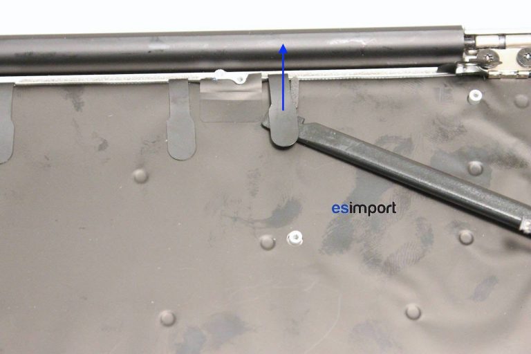 Changement de l’ensemble-écran sur MacBook air 11″ A1465