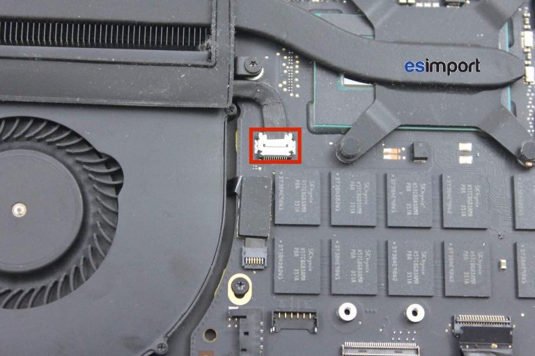 Changement écran macbook A1502