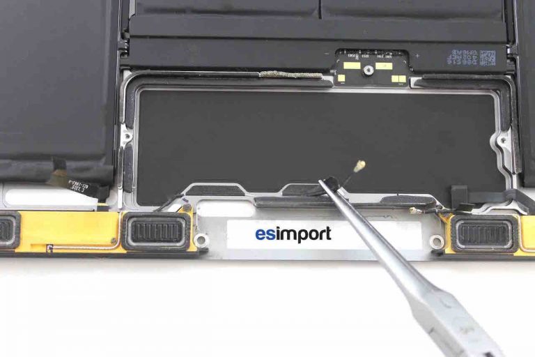 Changement haut-parleurs macbook A1534