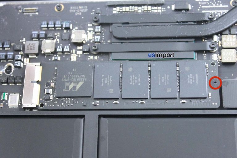 Changement carte mère macbook A1466