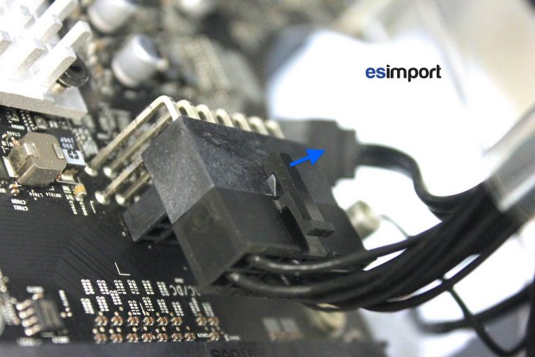 15-DECONNECTER-CABLE-ALIMENTATION-CARTE-