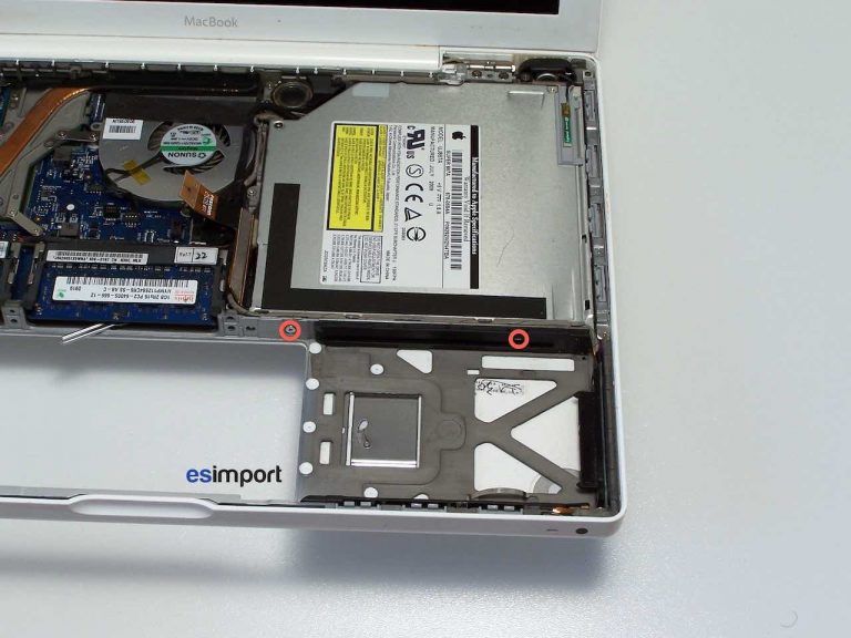 Changement écran macbook A1181