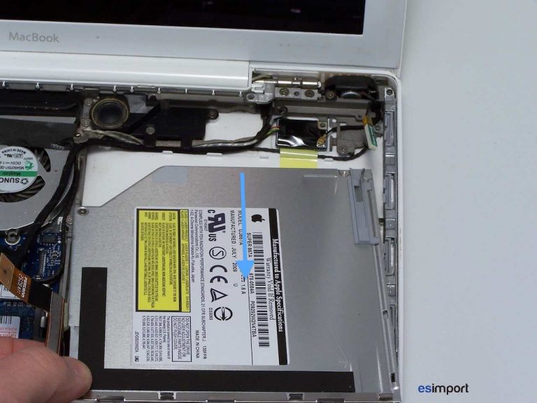 Changement écran macbook A1181