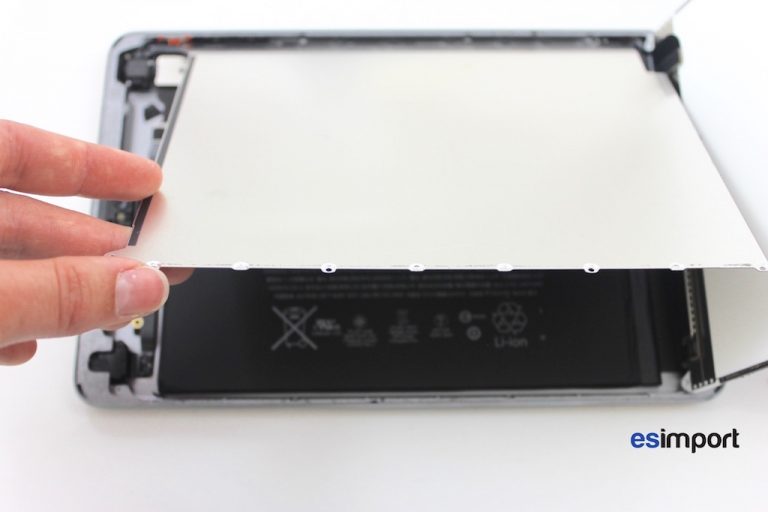Remplacement de la vitre tactile sur un iPad Mini 2 Posted on17 août 2016AuthorTeam Esimport Grâce à ce tutoriel, vous allez pouvoir comprendre comment procéder au changement de la vitre tactile sur un iPad Mini 2. L’écran de l’iPad mini 2 est constitué d’une vitre tactile et d’un écran LCD séparés. Si l’écran LCD est intact, et en l’absence d’autres défauts, la réparation peut se limiter à l’échange de la vitre seule. Note : Cette manipulation étant très délicate, nous la déconseillons au public inexpérimenté. Rappel: avant toute intervention, se décharger de toute électricité statique, débrancher l’alimentation secteur et la batterie. L’ouverture d’un matériel Apple annule la garantie constructeur, et s’effectue sous la seule responsabilité de l’intervenant. Outils nécessaires : Spudger Spatule métallique Tournevis cruciforme Pince Décapeur thermique Ecran de rechange pour iPad mini 2 noir ou blanc colle Pattex Gel (ou équivalent, surtout pas de colle cyanocrylate) pinces à linge chiffon microfibre Procéder de la même manière que l’iPad Mini 1 en suivant le tutoriel jusqu’à enlever les 4 vis de la dalle LCD Il est difficile à faire pivoter la dalle LCD car elle est maintenue dans sa partie inférieure par des adhésifs. Il faut impérativement les retirer sous peine de casser l’écran. Avec la pince, décoller ce morceau d’adhésif noir en bas à gauche de l’écran : 01 DECOLLER ADHESIF BAS GAUCHE IPAD MINI 2 Faire de même pour le côté droit : 02 DECOLLER ADHESIF BAS DROIT IPAD MINI 2 La dalle est maintenant libre, la soulever lentement en glissant un spudger en dessous puis la faire pivoter jusqu’à la verticale afin ne pas l’endommager avec les débris de verre. Contrairement à l’iPad Mini première génération, la plaque qui protège la carte-mère et la batterie est maintenue avec seulement 7 vis. Les dévisser avec le tournevis cruciforme : 03 DEVISSER 7 VIS CACHE METALLIQUE IPAD MINI 2 Retirer cette plaque : 04 RETIRER CACHE METALLIQUE IPAD MINI 2 Retirer les 3 vis de la plaque qui sécurise les connecteurs de la batterie, du tactile et de la dalle LCD. Bien noter les tailles différentes des vis : 05 DEVISSER 3 VIS CACHE CONNECTEURS IPAD MINI 2 Avec la pince, retirer cette plaque afin d’avoir accès aux connecteurs situés en dessous : 06 RETIRER CACHE CONNECTEURS IPAD MINI 2 Il est fortement conseillé de débrancher la batterie de l’iPad avant toute manipulation, un court-circuit peut endommager la carte-mère au niveau de son circuit de rétro-éclairage. Déconnecter donc la batterie avec le spudger : 07 DECONNECTER BATTERIE IPAD MINI 2 Déconnecter maintenant la dalle LCD et la retirer du châssis. La placer dans un lieu sûr et à l’abri de la poussière. C’est une pièce très fragile et qui se raye facilement : 08 DECONNECTER ET RETIRER ECRAN LCD IPAD MINI 2 Déconnecter enfin le connecteur de l’écran tactile et du bouton home : 09 DECONNECTER TACTILE BOUTON HOME IPAD MINI 2 Glisser le spudger sous le petit circuit imprimé pour le décoller du châssis avant de retirer entièrement la vitre : changement de la vitre tactile sur un iPad Mini 2 - 10 DECOLLER CONNECTEUR TACTILE BOUTON HOME IPAD MINI 2 Changement de la vitre tactile sur un iPad Mini 2 Votre iPad Mini est presque prêt à accueillir une nouvelle vitre. Il faut cependant d’abord débarrasser le contour de toute la colle et des débris de verre restants. Avec la spatule en acier, gratter et nettoyer tout le pourtour du chassis : 11 RETIRER EXCEDENT COLLE VERRE CHASSIS IPAD MINI 2 Connecter à présent la nouvelle vitre tactile, le LCD et en dernier lieu la batterie. Allumer l’appareil et balayer toute la surface du tactile en mode « gigottage » des icônes. Si l’icône vous échappe du doigt, la vitre tactile est défectueuse. Une fois certain de la qualité de votre vitre, vous pouvez remonter en suivant le tutoriel dans l’ordre chronologique inverse. Effectuer un test complet de toutes les fonctionnalités, puis appliquer de la colle sur tout le tour de la vitre en contournant bien la nappe du bouton home et l’orifice de la caméra. Effectuer un nettoyage et dépoussiérage avant de poser la vitre. Laisser sécher 2h avec des pinces à linge pour que la colle fasse contact avec le châssis. Vous venez de procéder au changement de la vitre tactile sur un iPad Mini 2.