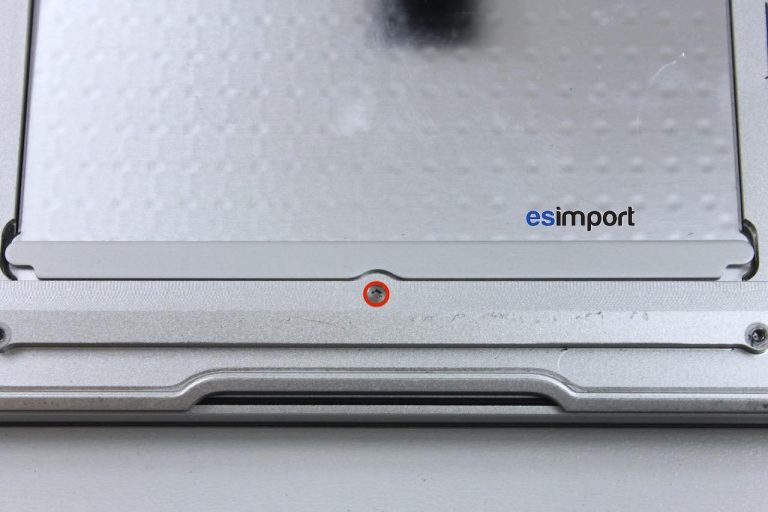 Changement trackpad macbook A1466