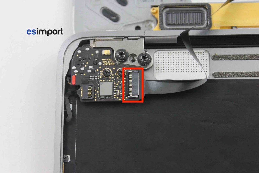 démontage capot Macbook 12 pouces 2015
