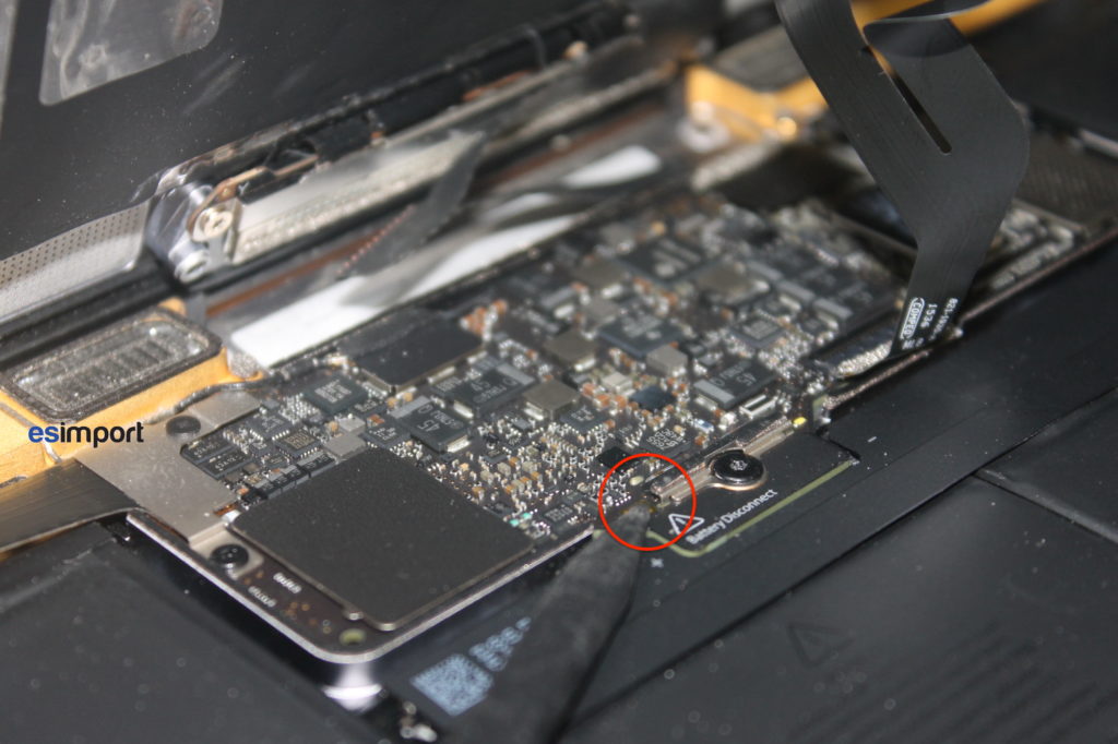 démontage capot Macbook 12 pouces 2015